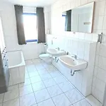 Kuhnle-tours Ferienwohnung Apartman *