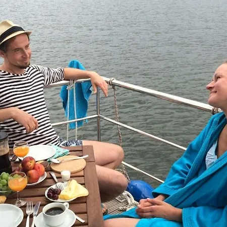 شقة Kuhnle-tours Ferienwohnung